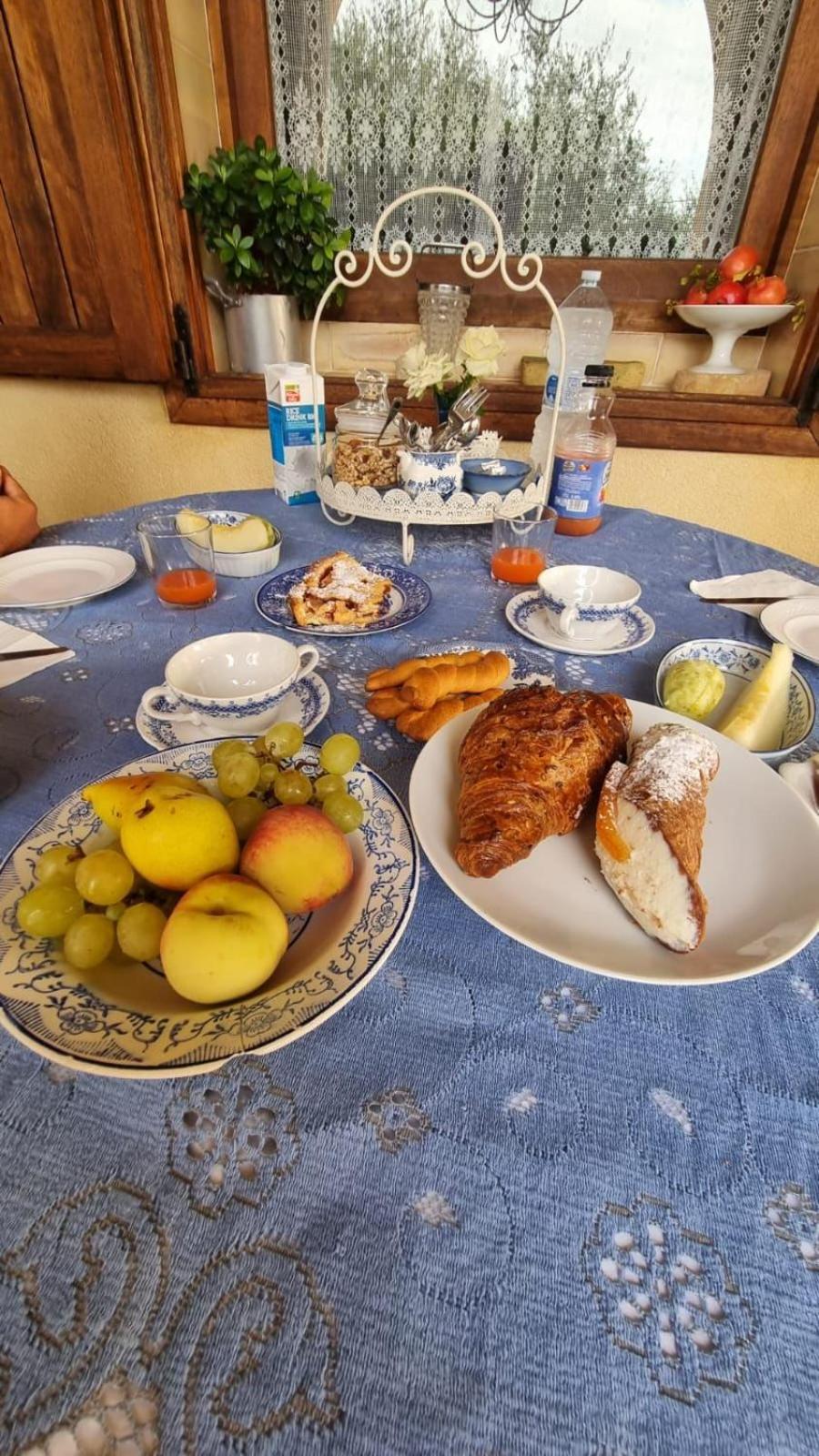 La Finestra Sul Limone Acomodação com café da manhã Castelvetrano Exterior foto